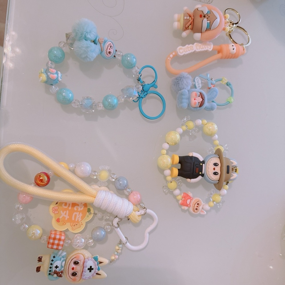 Cute (labubu) phone chaim